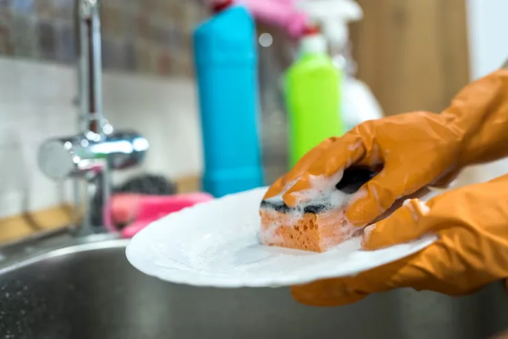 How to Remove Stubborn Stains at Home